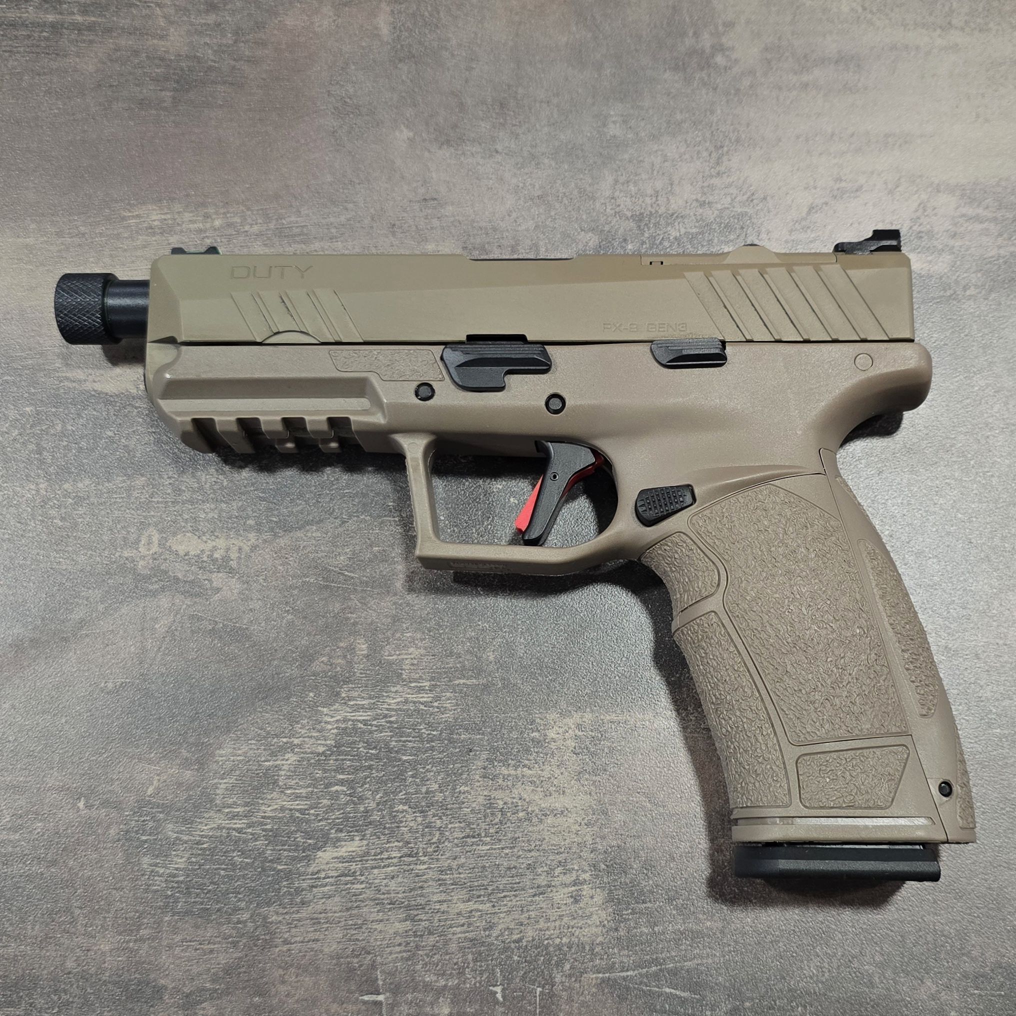 Tisas Duty PX-9 Gen.3 Sand cal 9×19 SET incl. Holosun HS407C, Olight Valkyrie Pl Turbo, Tisas Holster en accessoires, afbeelding 1 van 2