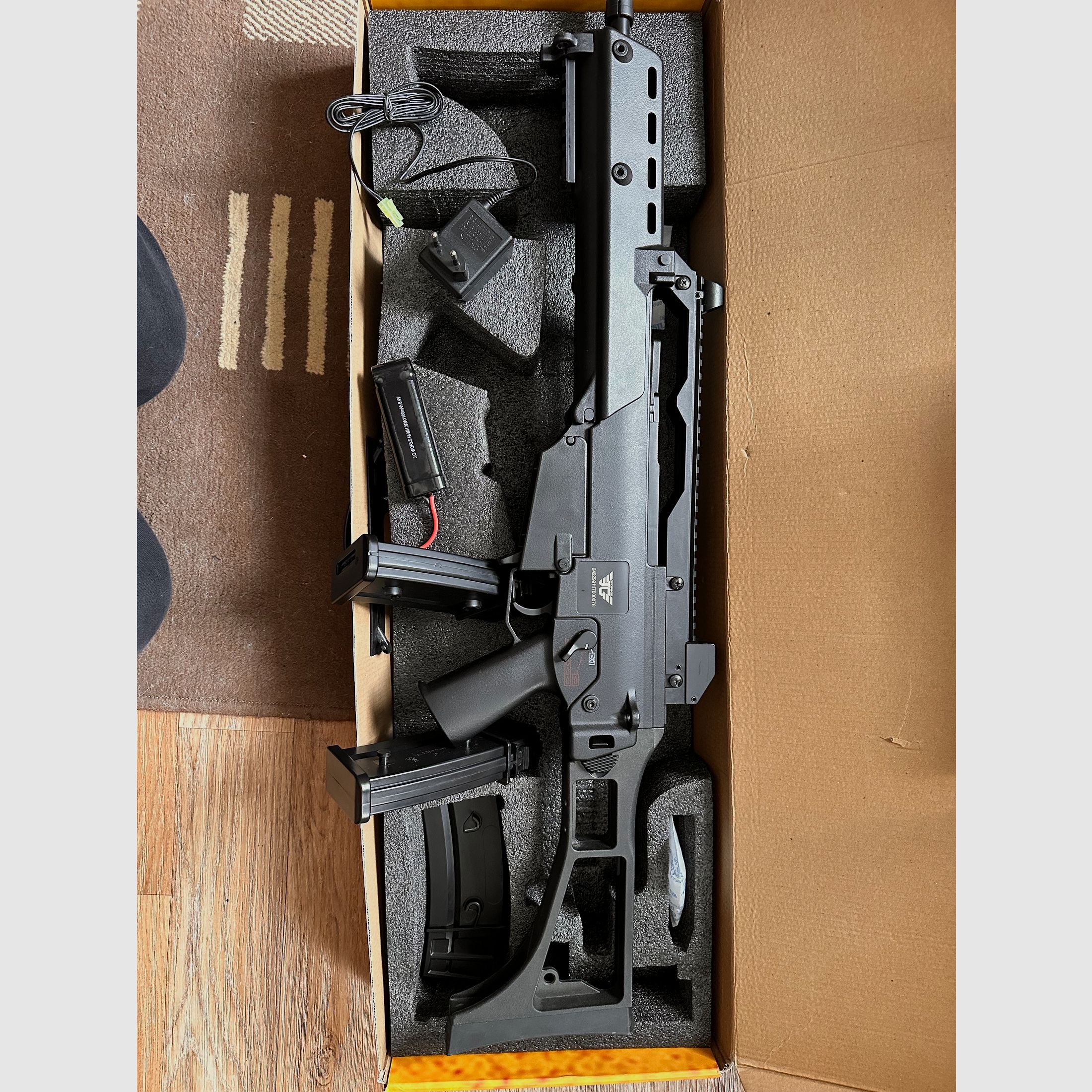 Airsoft G36  S-AEG mit Akku und Ladegerät 