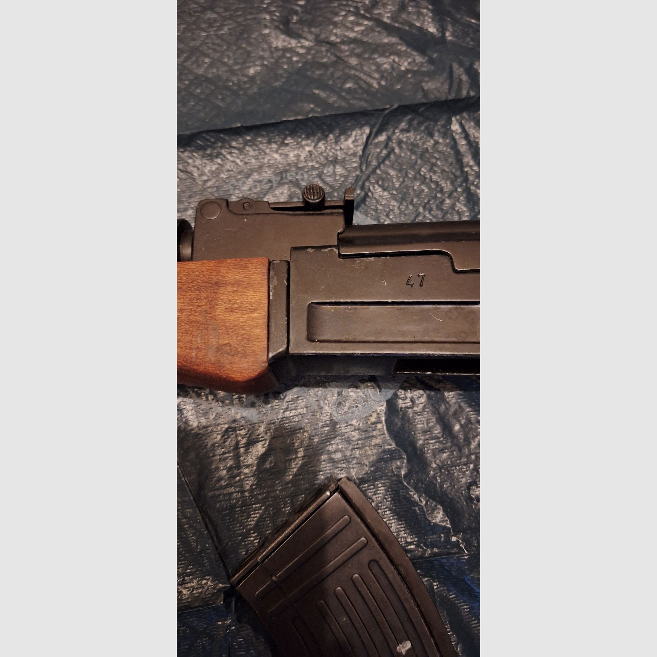 Kalaschnikow AK-47 Replika – guter Zustand, mit Gebrauchsspuren – 150 € VB