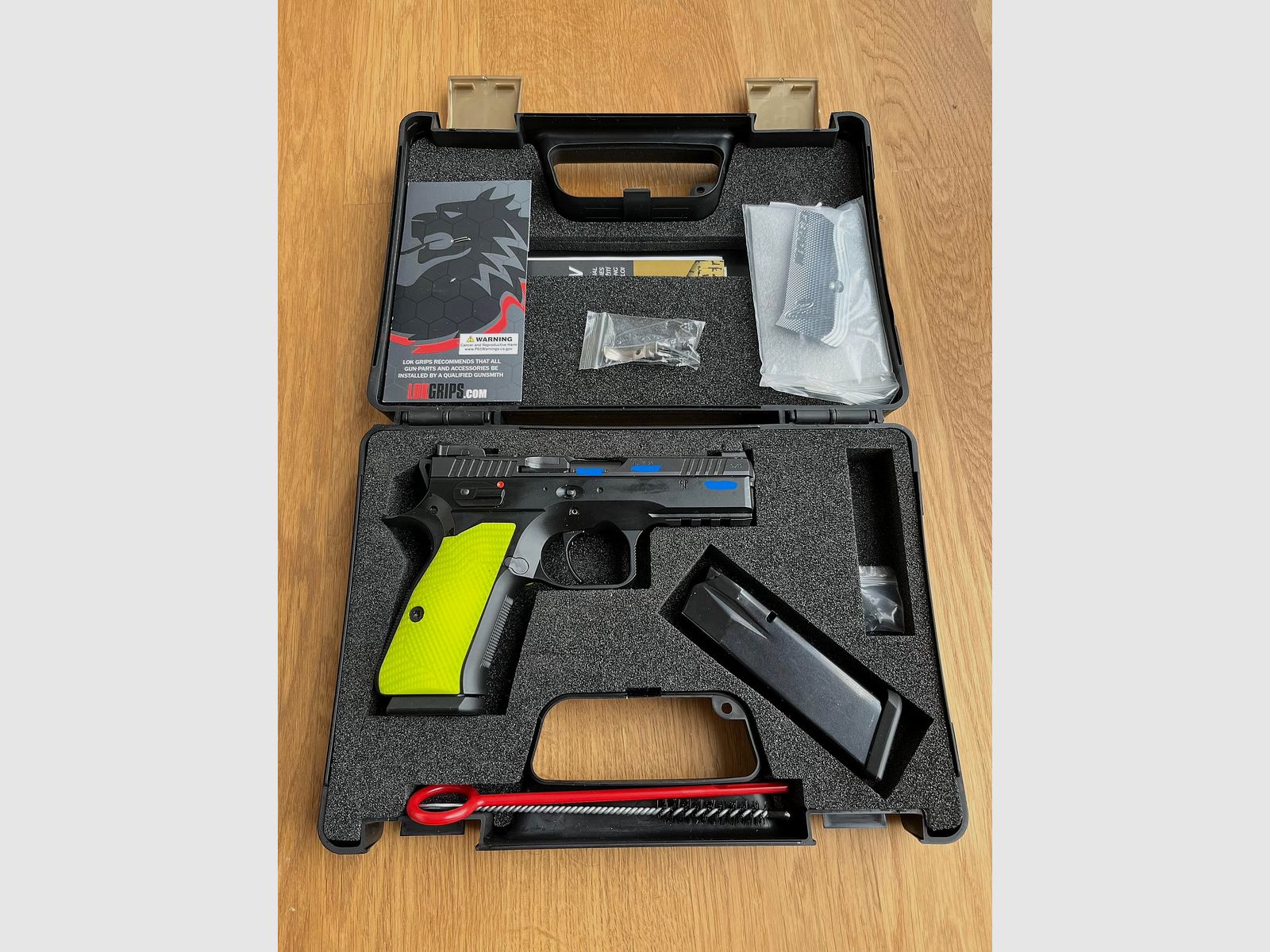 Top CZ Shadow 2 Compact mit Werks SAO Umbau