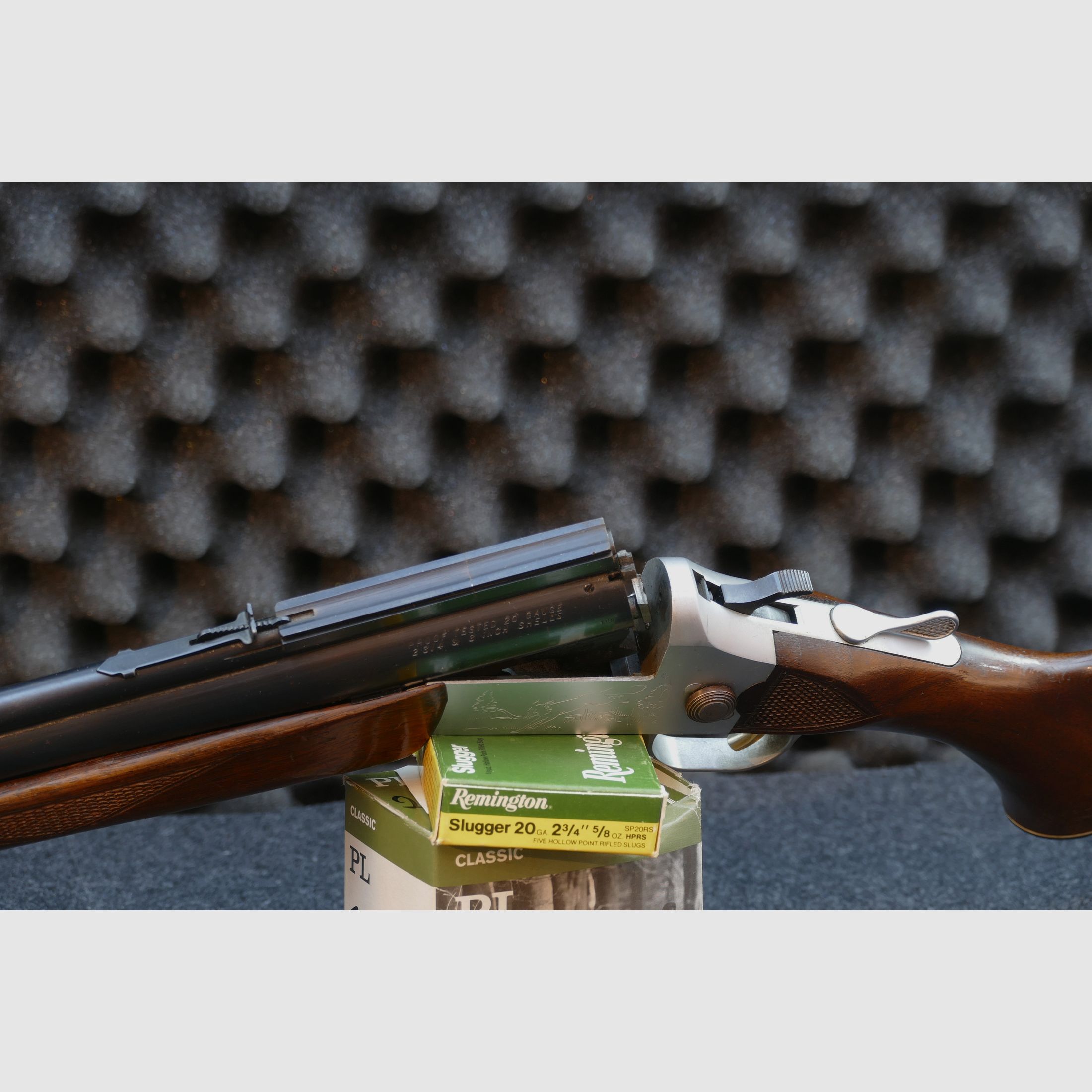 Savage Model 24 DL — Kombi‑Bockbüchsflinte (Gewehr über Schrotflinte), Kaliberkombination .22 WMR / 20/70 inkl. einfacher Optik