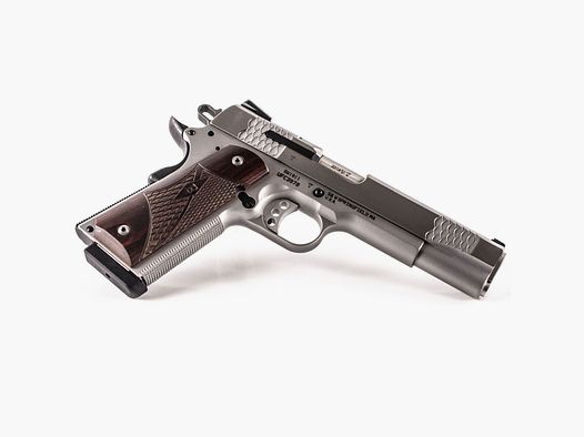 Smith & Wesson 1911 E serie
