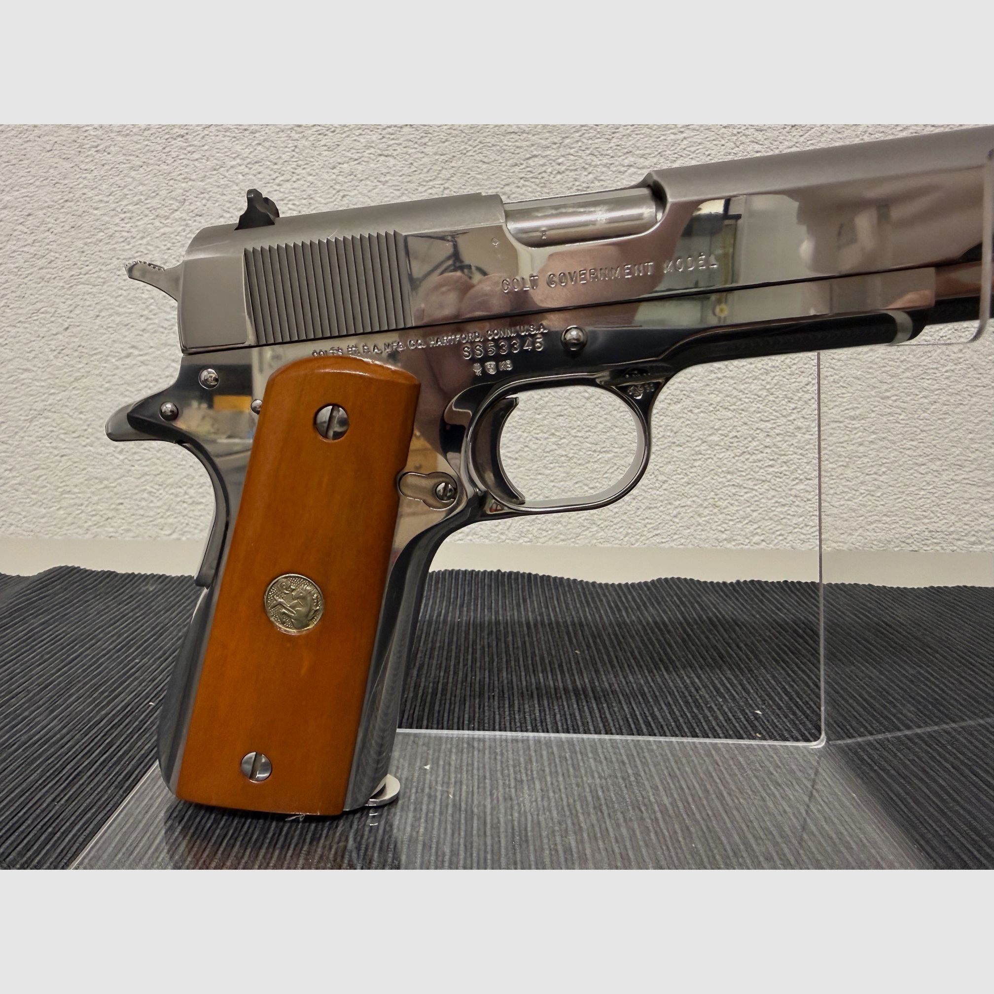 Colt MK IV Series 80 1911 Government in Chrom Kaliber .45Auto  ACP sehr selten!
