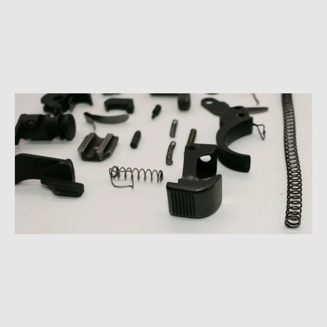 Waffenfabrik Walther Ulm Donau Freier Teilesatz Walther P1 der Bundeswehr 24 Teile