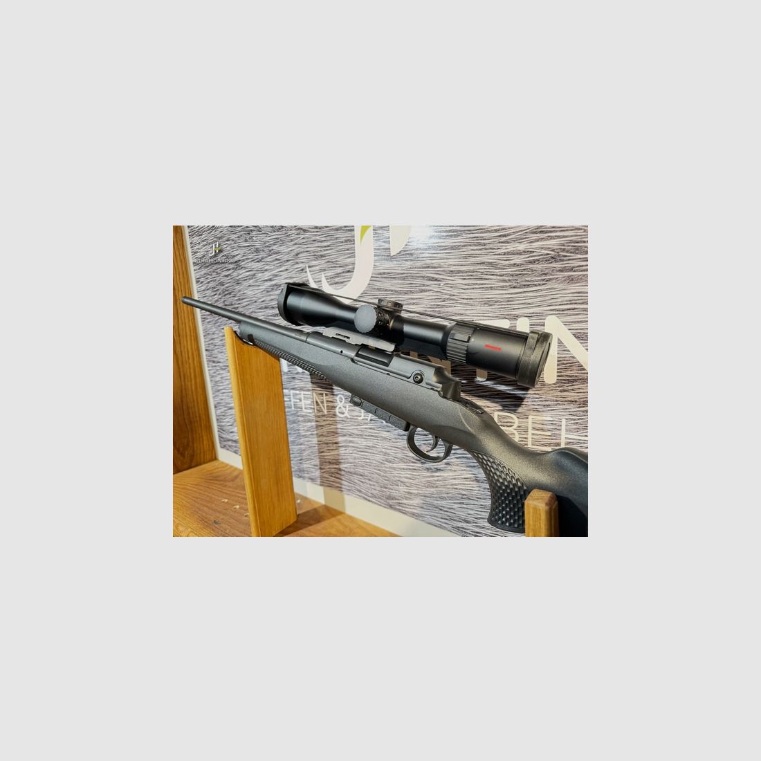 Mauser M25 Extreme; Minox RS4 2,5-10x50 S