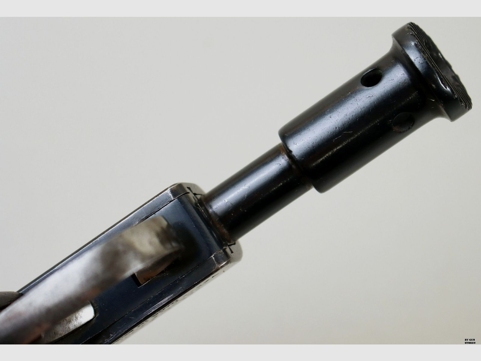 Pistolet Webley & Scott mod. 1913 Humane Killer cal. 7,65 mm n° de série 137420, image 12 sur 14