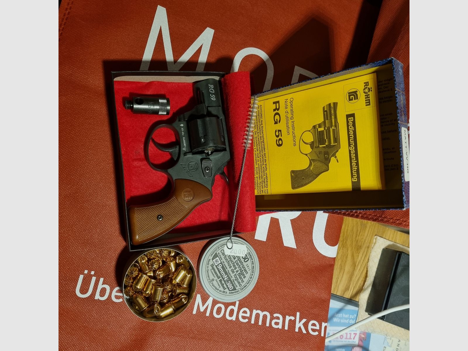 Röhm RG 59 Le Petit, 9mm, PTB 527 old version, blued, plus 50 cartridges