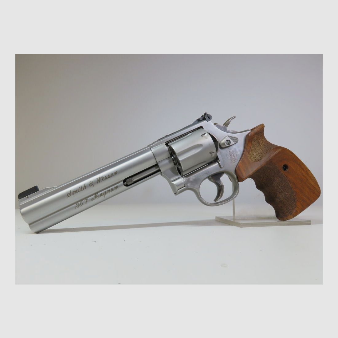Smith & Wesson 686 Target Champion