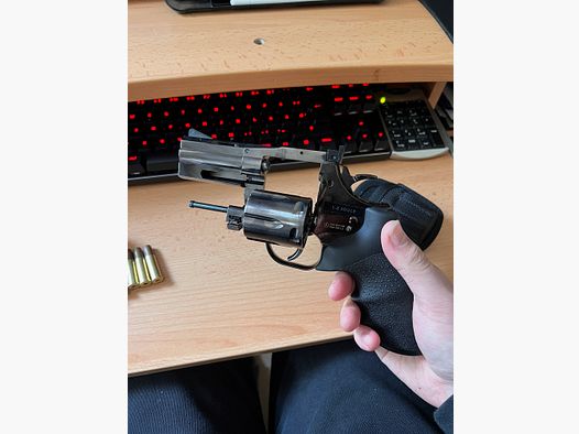 ASG Dan Wesson 715 2,5 Zoll Revolver Vollmetall CO2 6mm BB stahlgrau