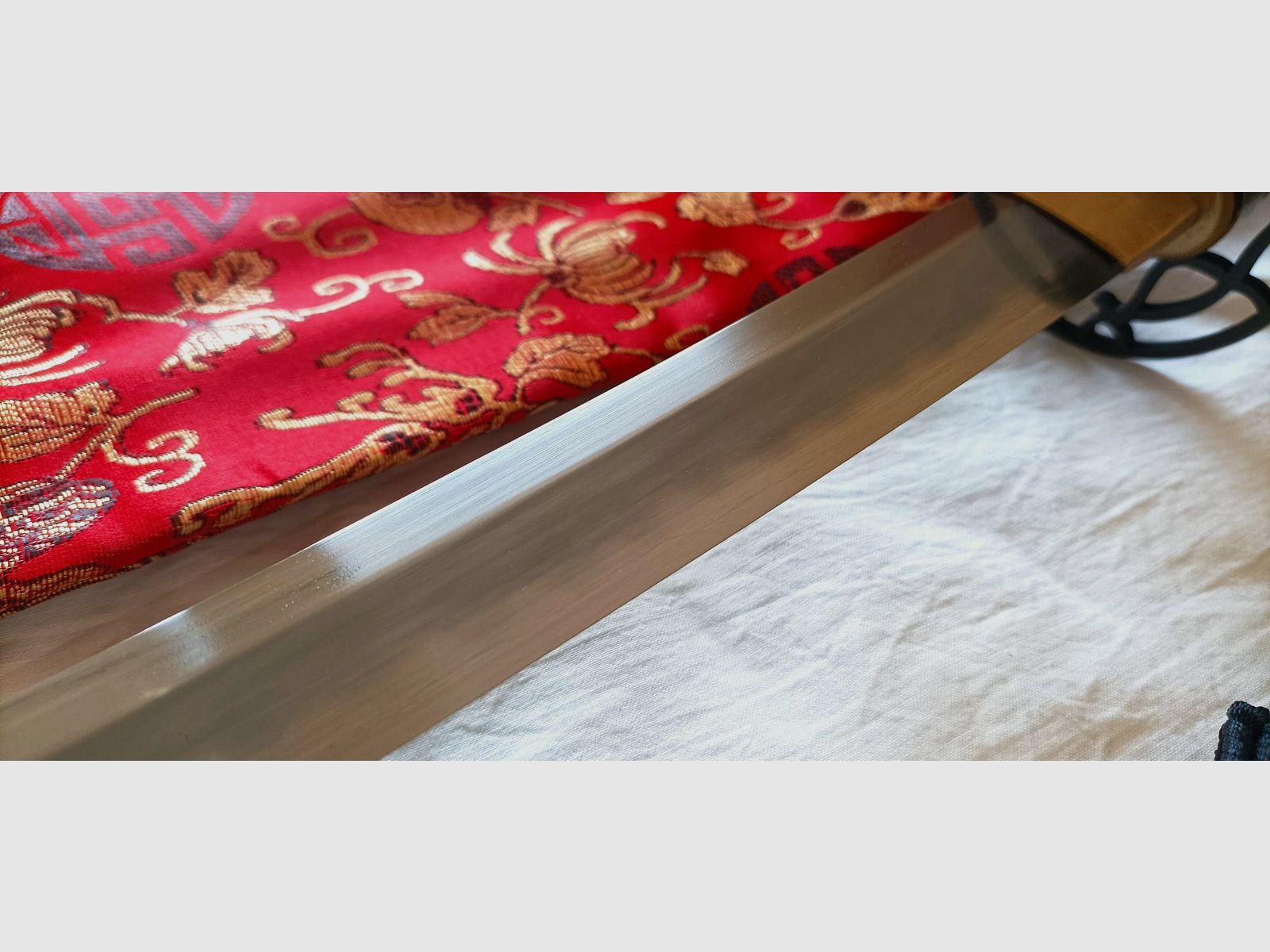 Katana Samuraischwert mit Gyaku-Kobuse Klinge – 1095 Carbonstahl