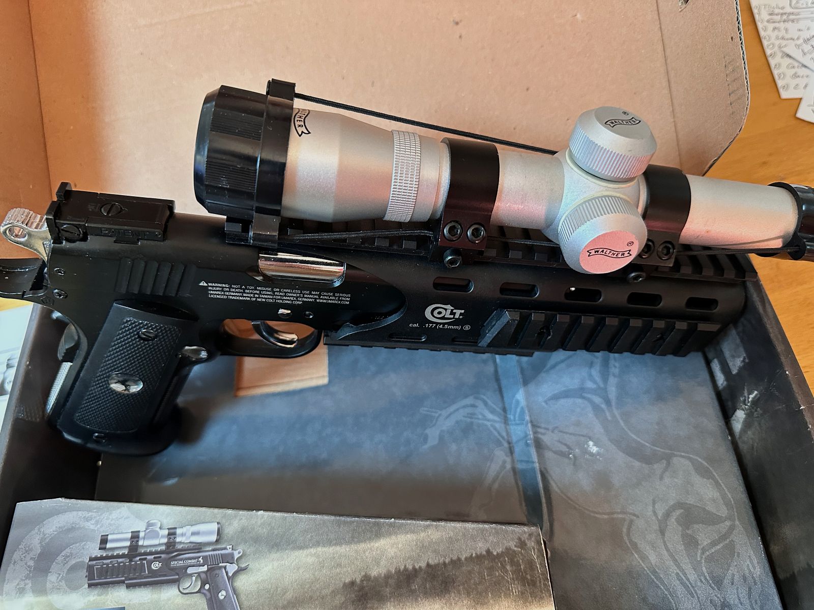 Colt Special Combat Xtreme (réplica de CO2 con marcas originales “Colt”)