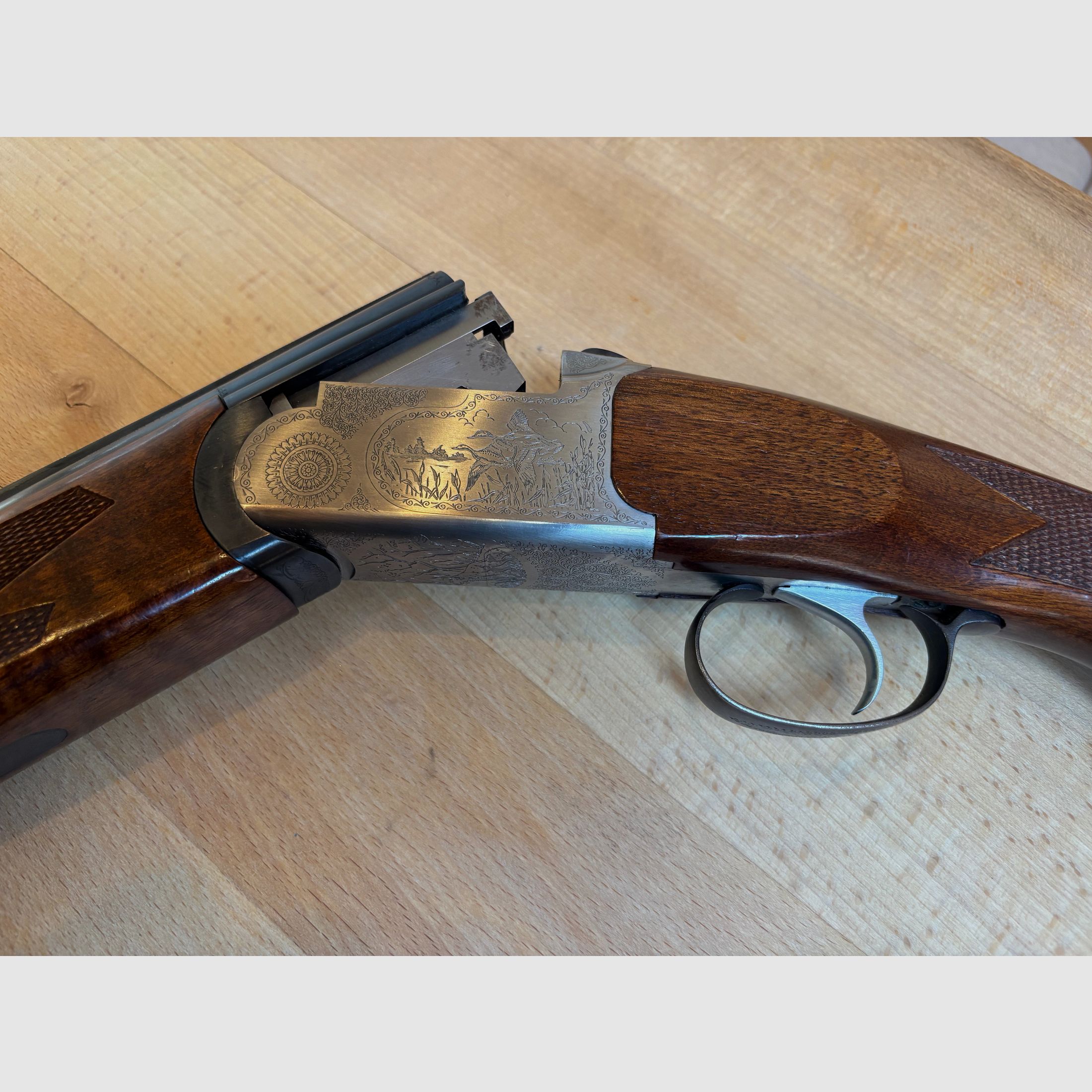 AYA (Aguirre y Aranzabal) double-barrel shotgun cal. 20/76 – for petite persons