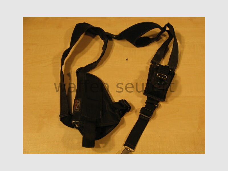 Uncle Mikes Sidekick Nylon Schulterholster 4 Zoll Revolver