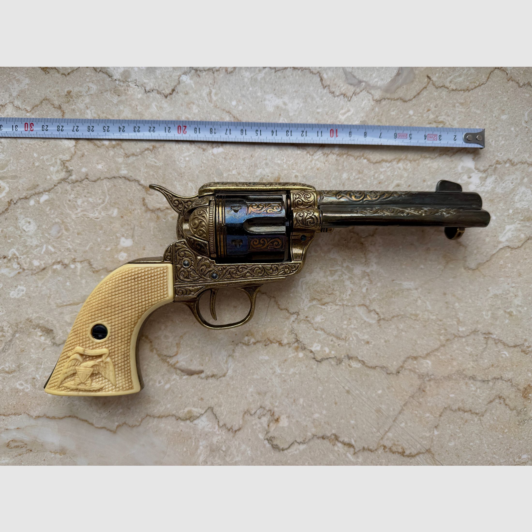 Revolver "COLT Peacemaker", US Cavalry 1873, decorated decorative weapon