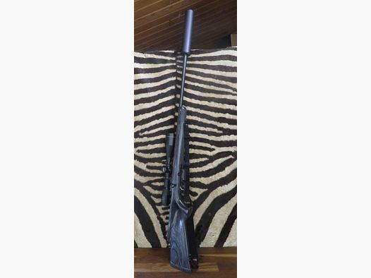 Carabine CZ 527 Varmint cal.222Rem canon mi-lourd 65 cm – silencieux – lunette – mallette