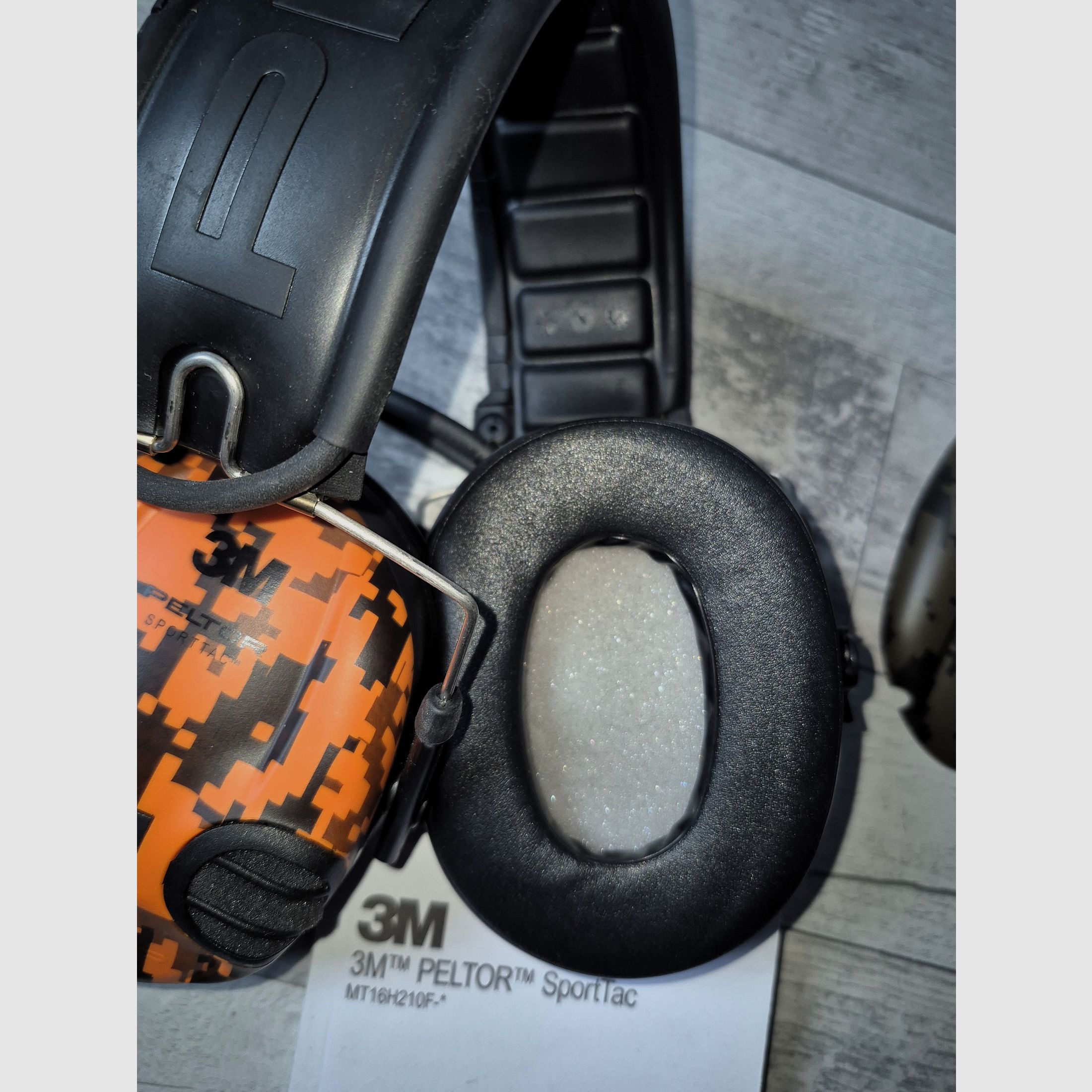 3M Peltor SportTac nauszniki ochronne Pomarańczowy/Zielony Camo