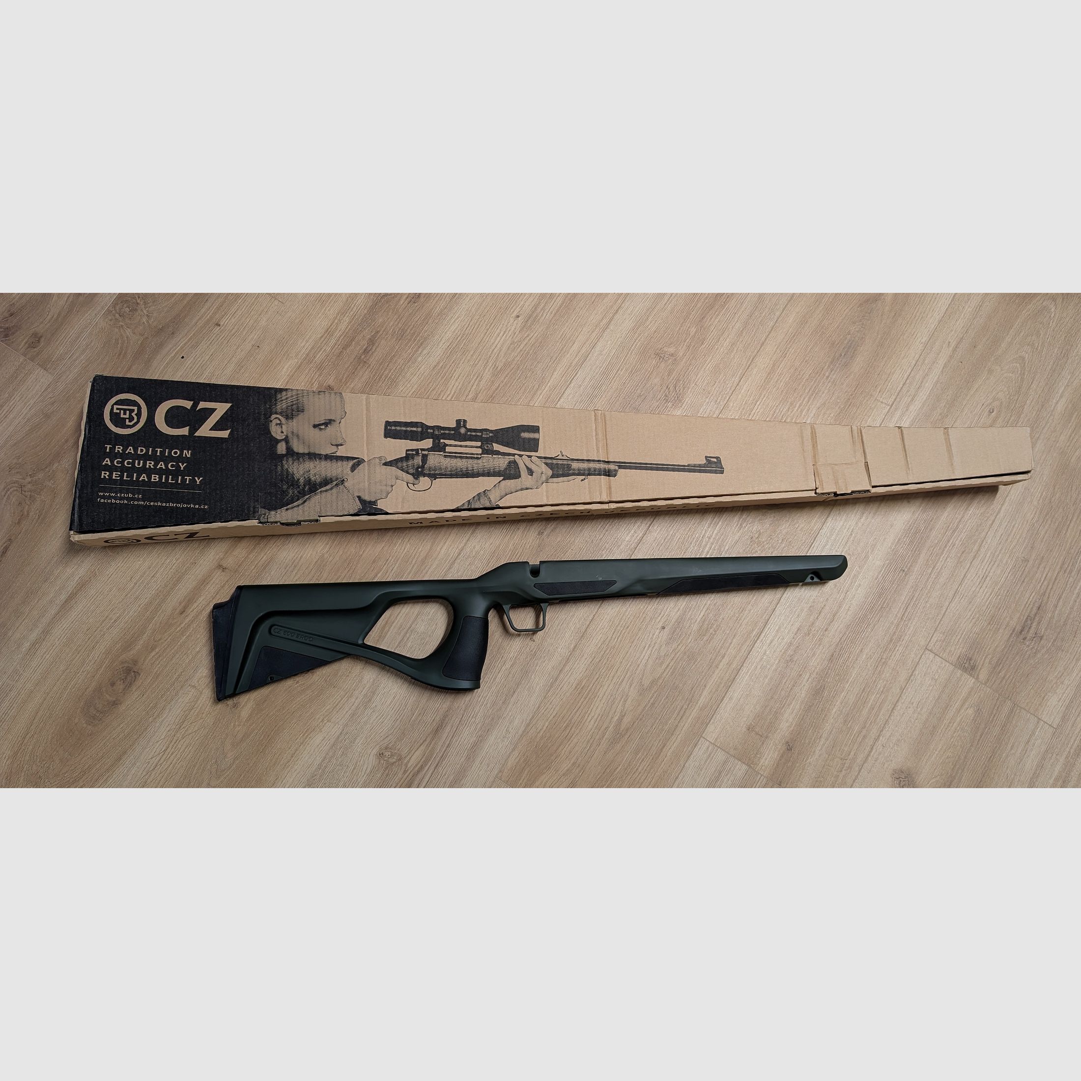 Ergo stock per una CZ 600 in verde, come nuovo