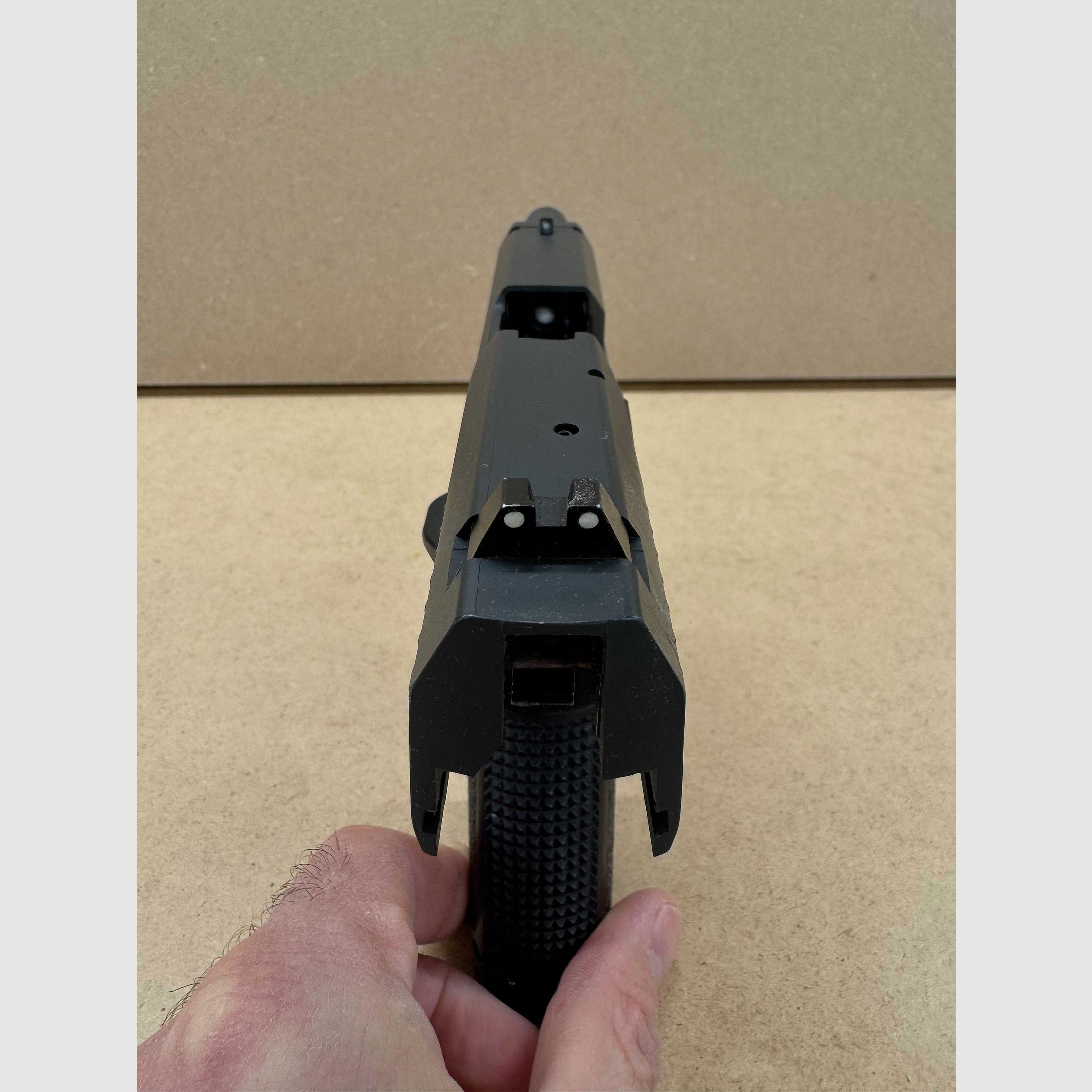 Umarex USP Compact GBB – Bastlerobjekt (Magazin undicht) | viel Zubehör