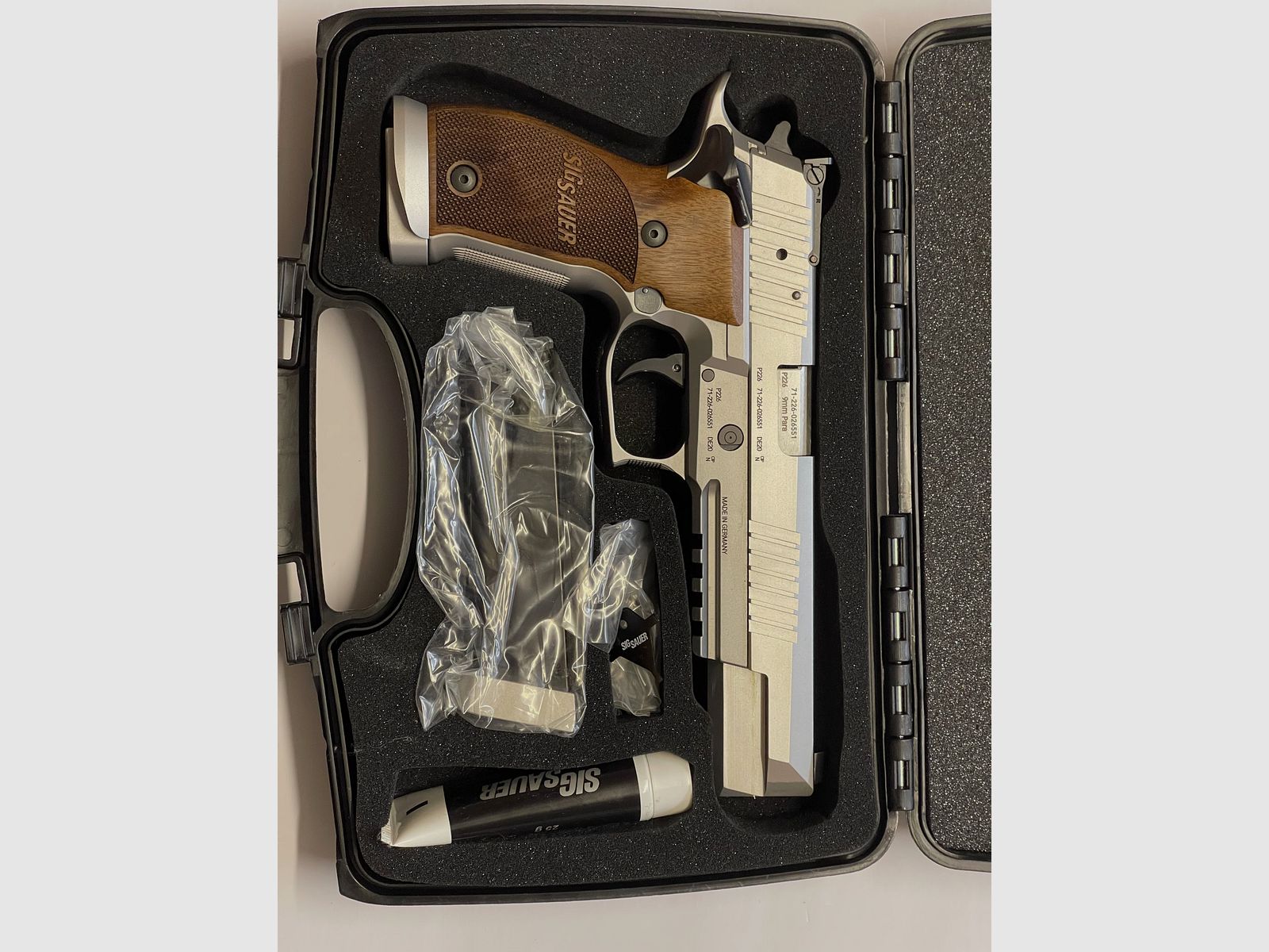 SIG SAUER P 226   X6