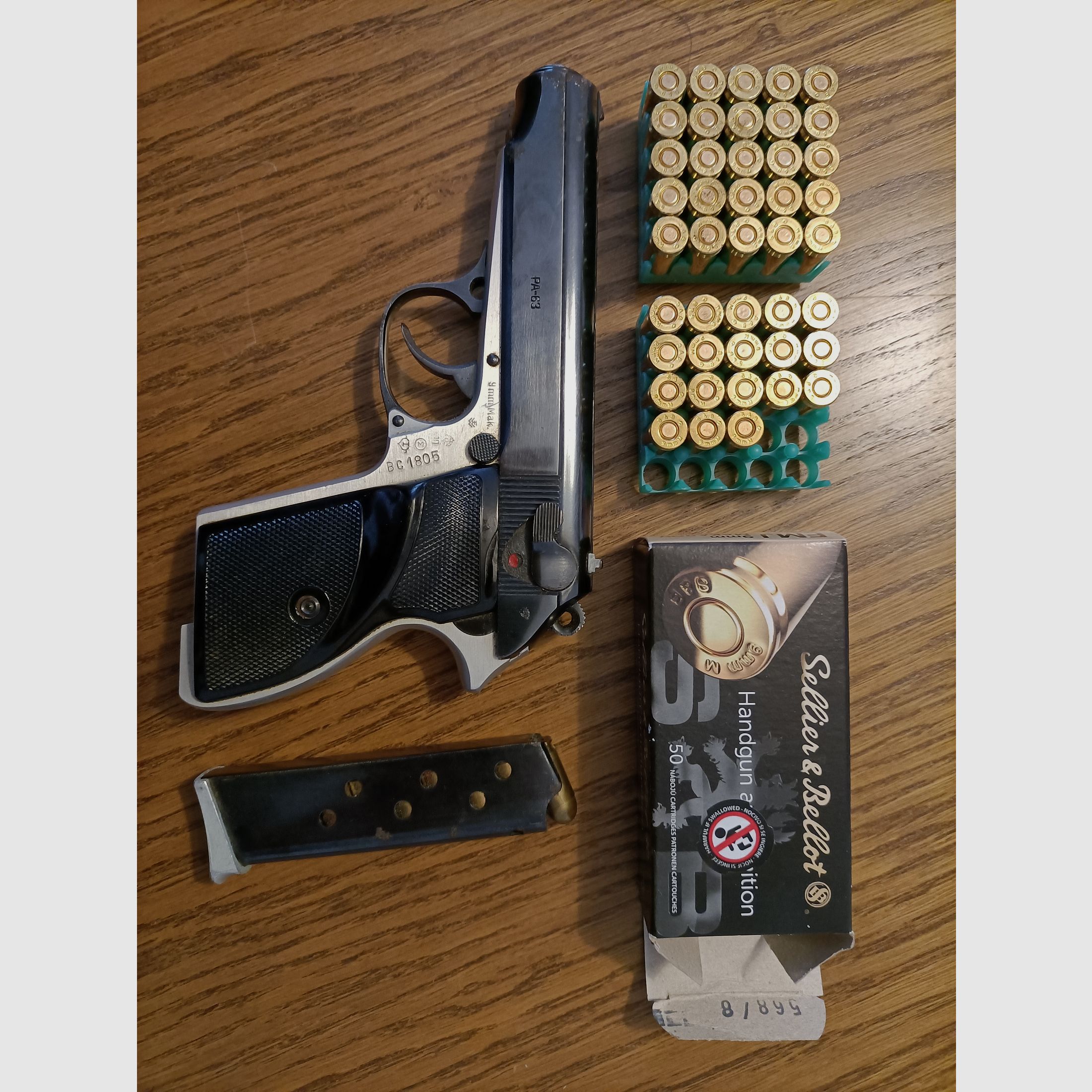 .Pistole 9mm  FEG.PA63