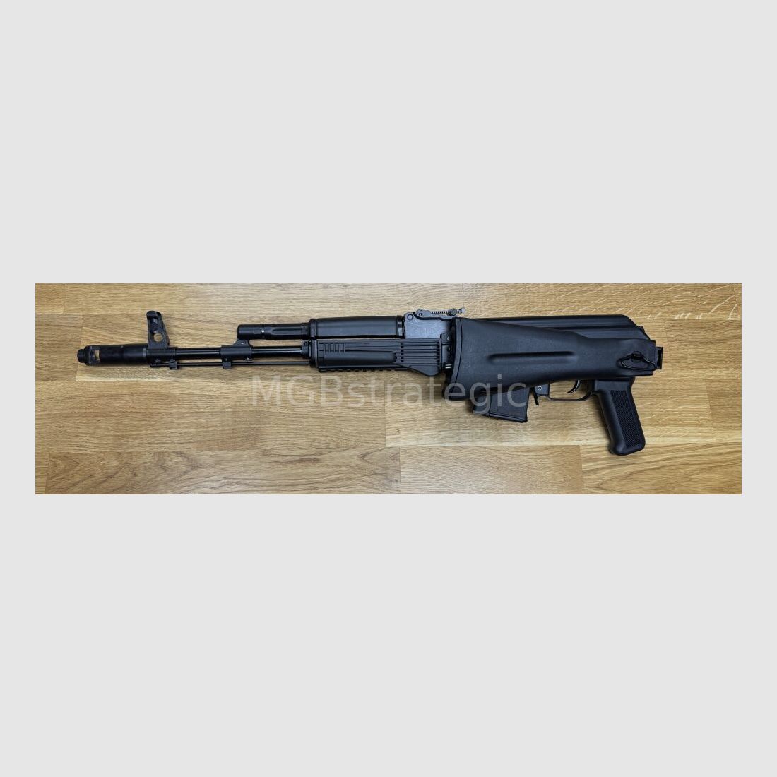 Izhmash Saiga MK 102 - sportlich zugelassen! - halbautom. Büchse .223Rem 415mm Lauflänge - Polymer Klappschaft - - zivile Version AK101 - System AK74 AK47 AK101 - optisch wie AK74M
