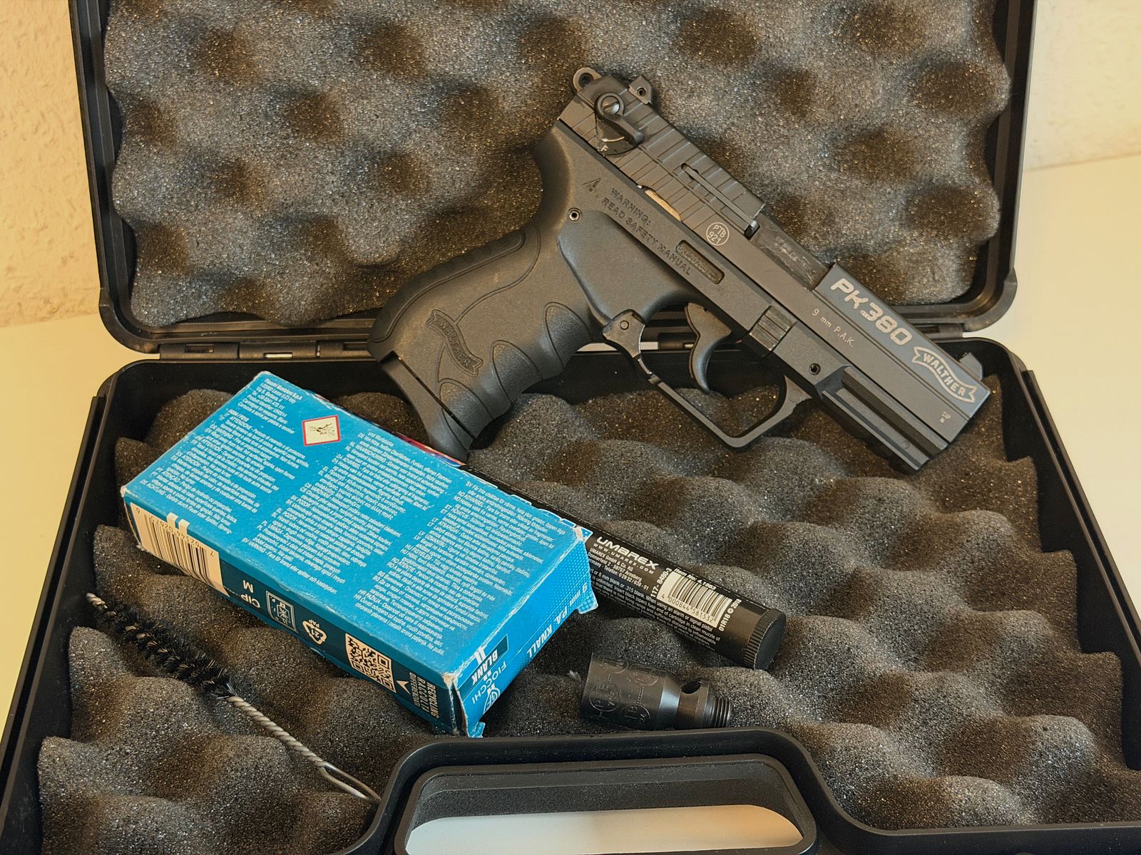 Pistola de gas de alarma Walther PK 380 con cierre de acero y set