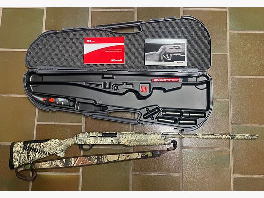 Benelli M2