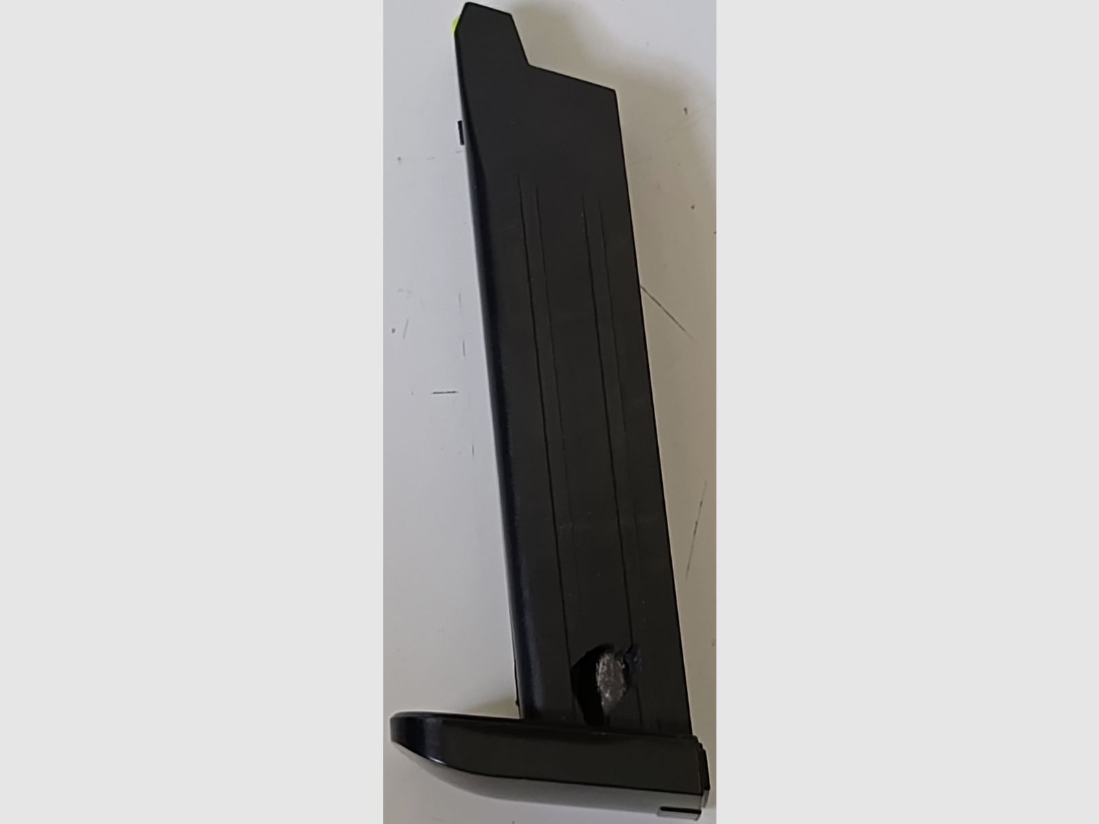 Pistol, airsoft, spring-powered