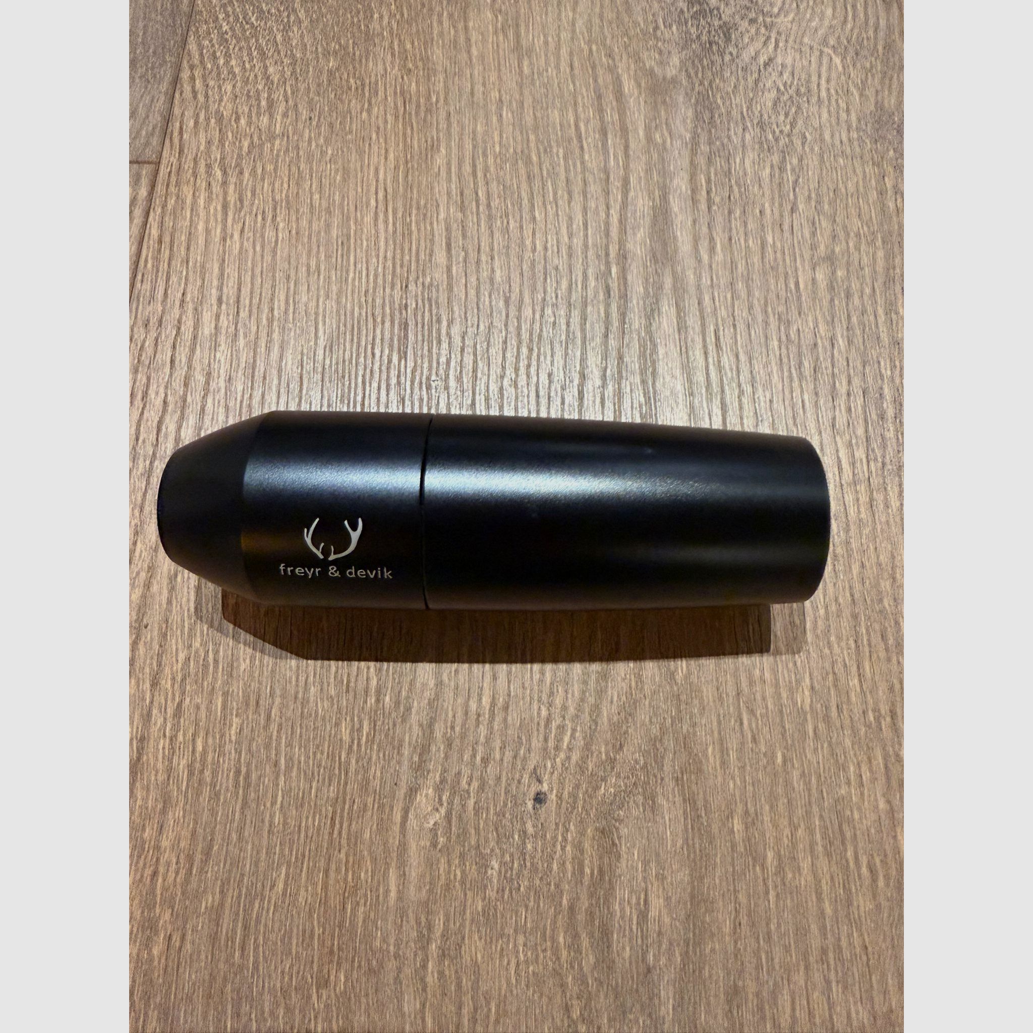 Blaser R8 Professional .308 Win. + Swarovski Z6i 2,5-15x56 + silencieux