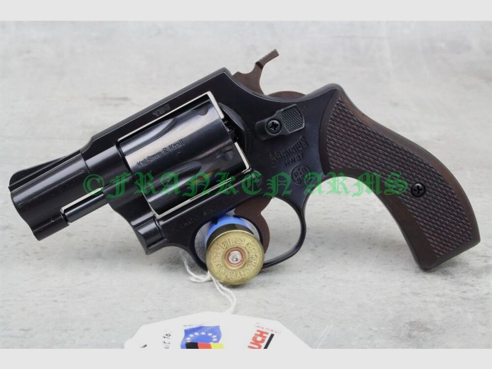 Weihrauch HW37 9mm R.K. azulado empuñaduras de madera