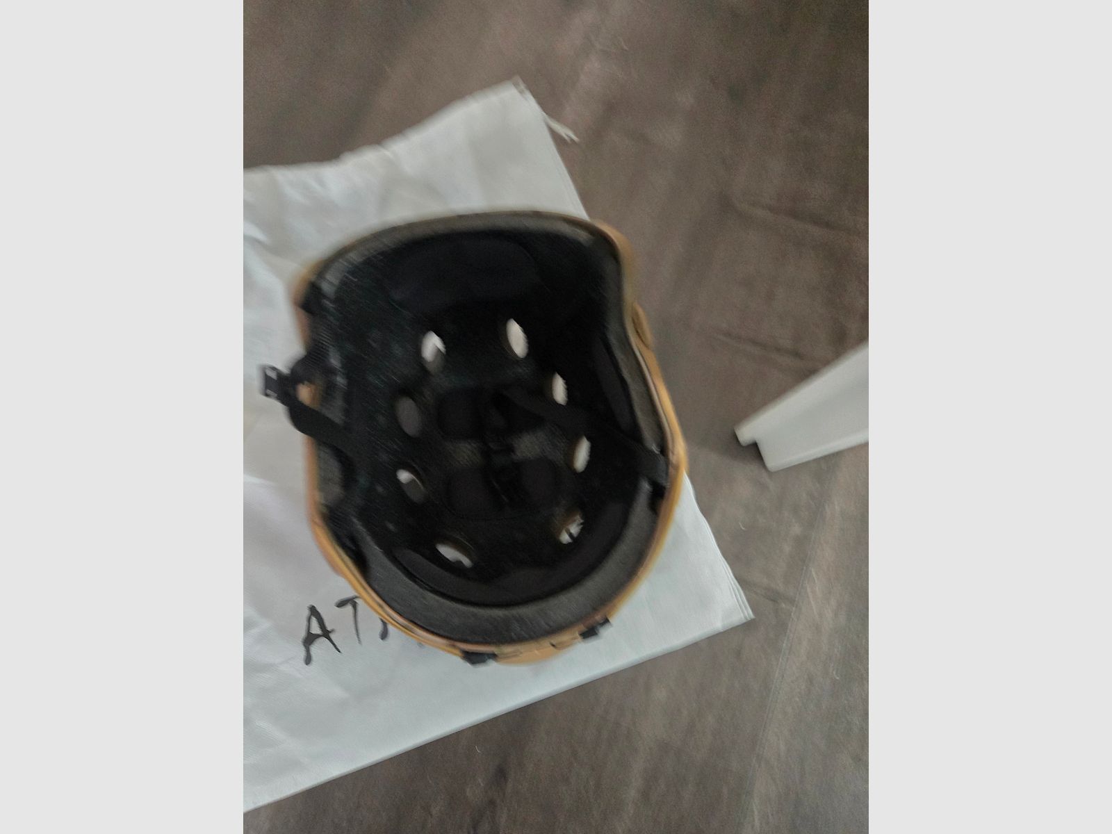 Atairsoft Helm für Airsoft oder Paintball in Multicam Neu