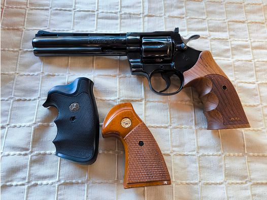 Revolver Colt Python 