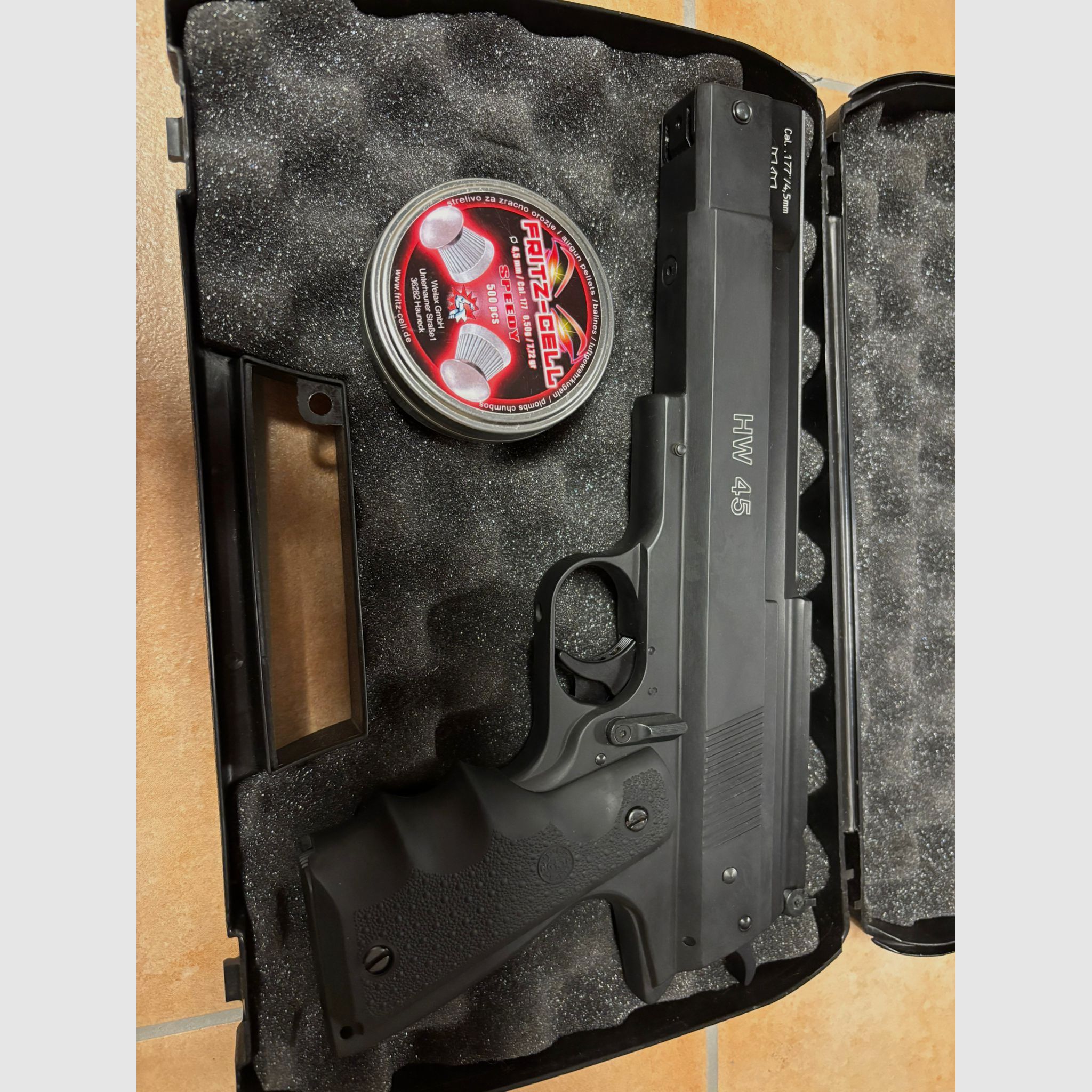 Weihrauch HW 45 – 4,5 mm – inkl. Koffer & Diabolos