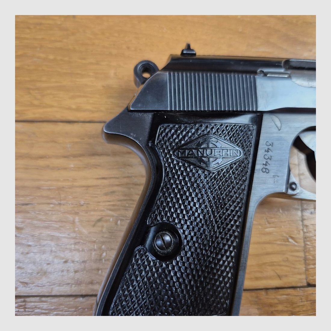 Sehr schöner Walther PP von Manurhin unter exklusiver Lizenz von Walther – Kal. 7,65mm – 2 Originalmagazine – Sammlerstück in Originalbox mit Anleitung, Zielscheibe und Reinigungsset – Seltenes Exemplar von 1954! – Perfekte Mechanik – Neuer Spiegel-Lauf – Zustand nahezu neu – TBE++, Bild 24 von 28