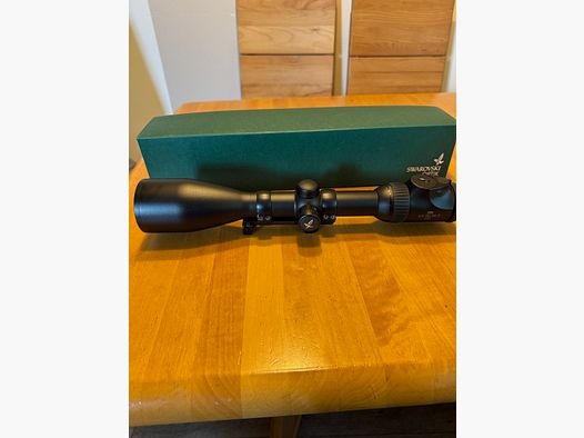 Swarovski Z6i 2,5-15x56 P HD, inclusa montatura Blaser a sella