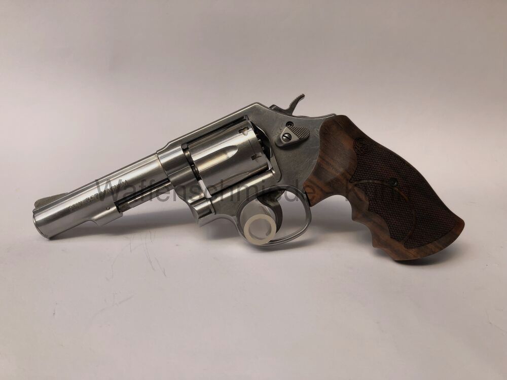 Smith & Wesson 65-8
