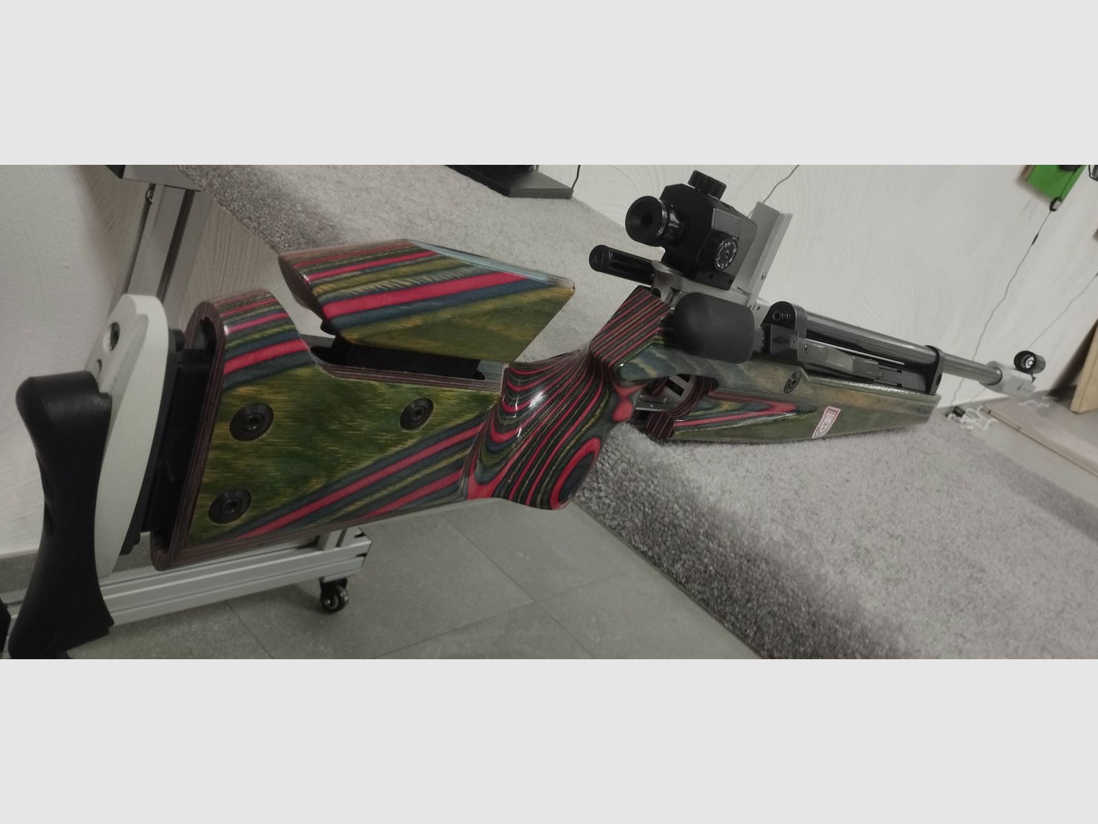 Match Luftgewehr Feinwerkbau 603 Buntschaft Sonderedition rechts 