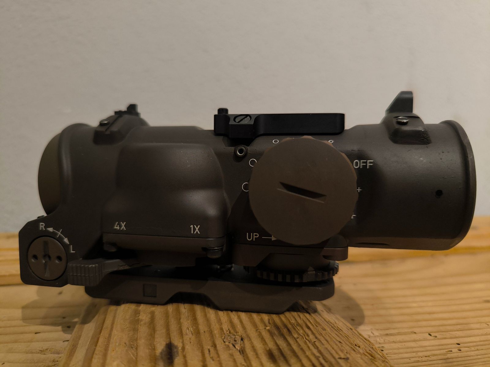 Elcan Specter DR 1-4x, Dark Earth, 5.56