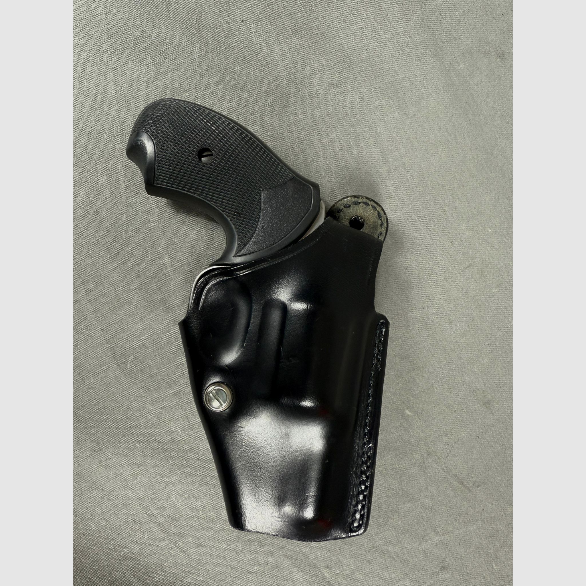 Smith & Wesson 60in .38 Spl. mit Sickinger Holster