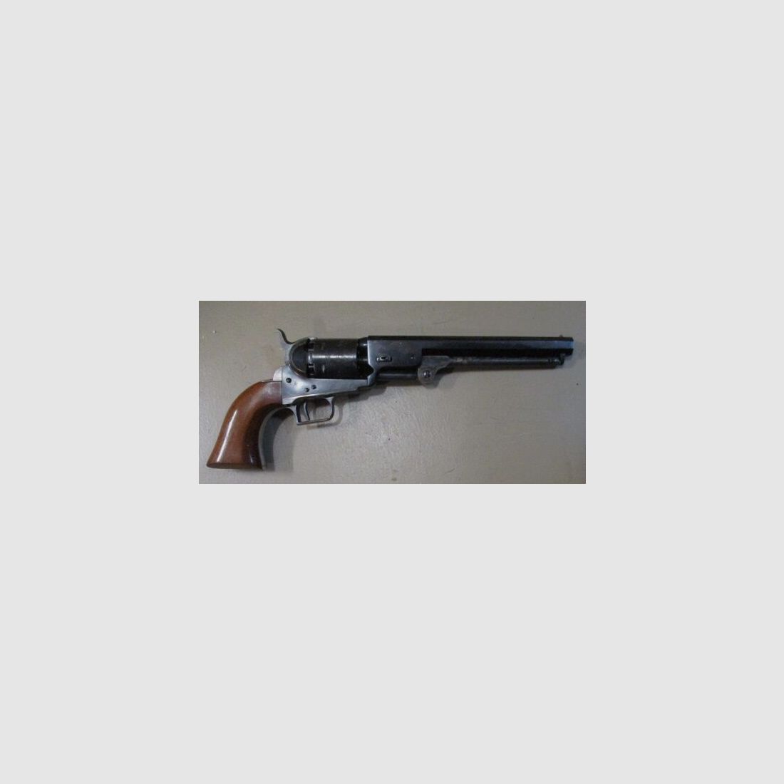 Ungeschossener Vorderladerrevolver Colt .36 aus den 70ern
