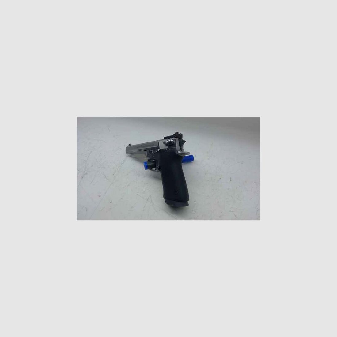 Pistole Smith & Wesson Target Champion Stainless im Kaliber 9mm Luger
