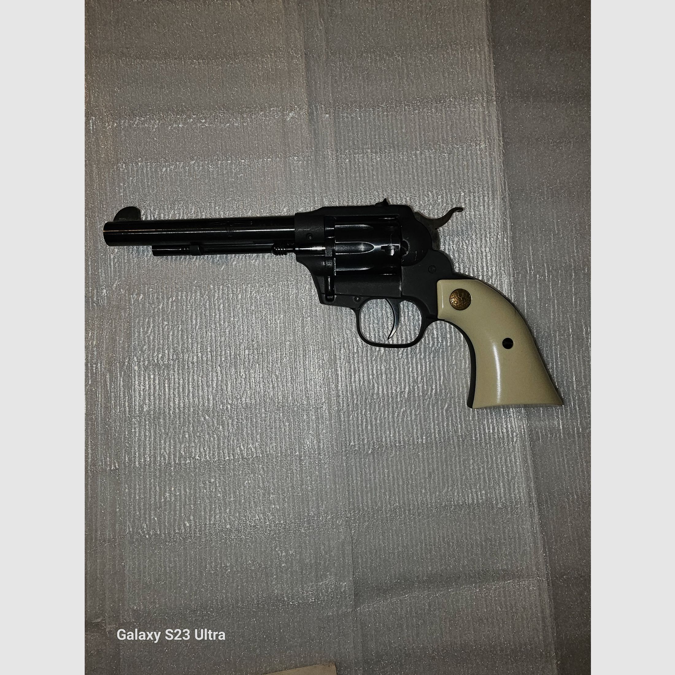 Revólver de alta calidad Cal. 22