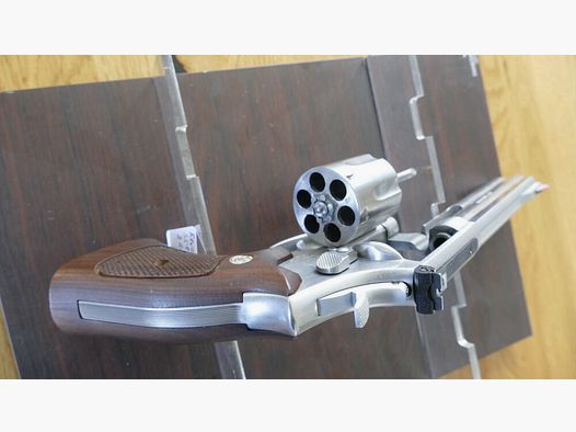 Smith & Wesson Modell 686-4