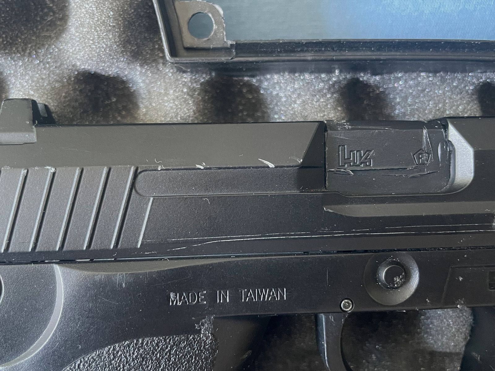 Umarex H&K USP CO2 NBB (+ 3 Magazine und Koffer)
