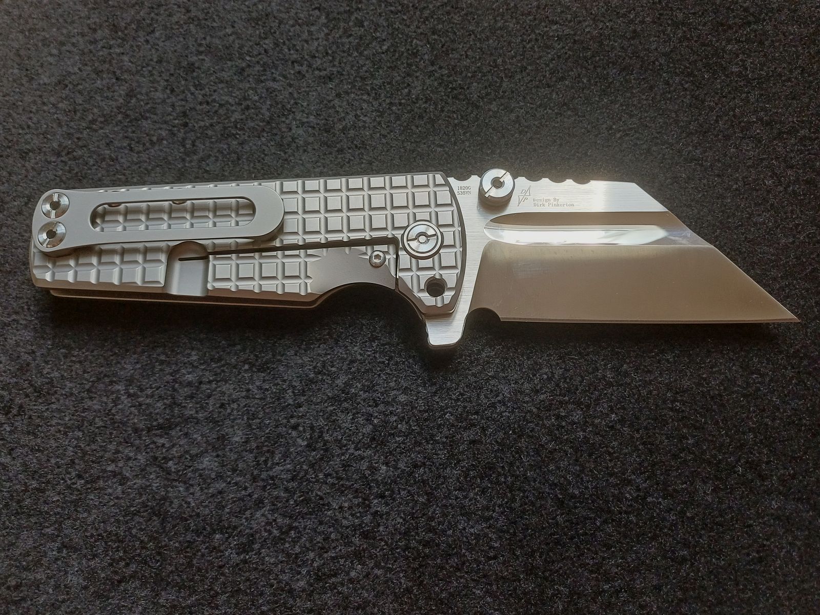 Artisan Cutlery Proponent  1820G-FGY Titan Griff  S35VN Klinge