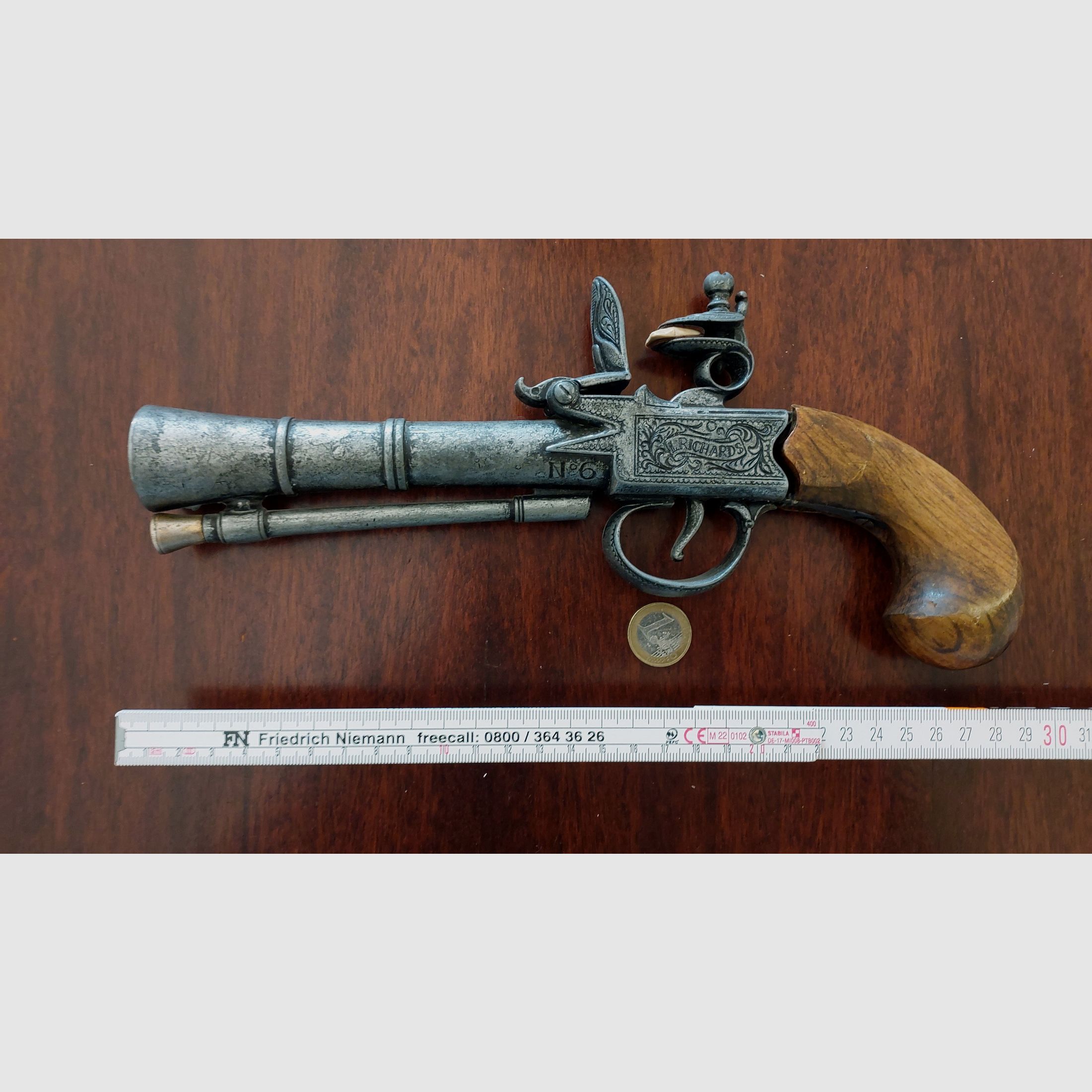 Replica Steinschlosspistole „Blunderbluss Tromblon“ – Piraten Deko – defekt