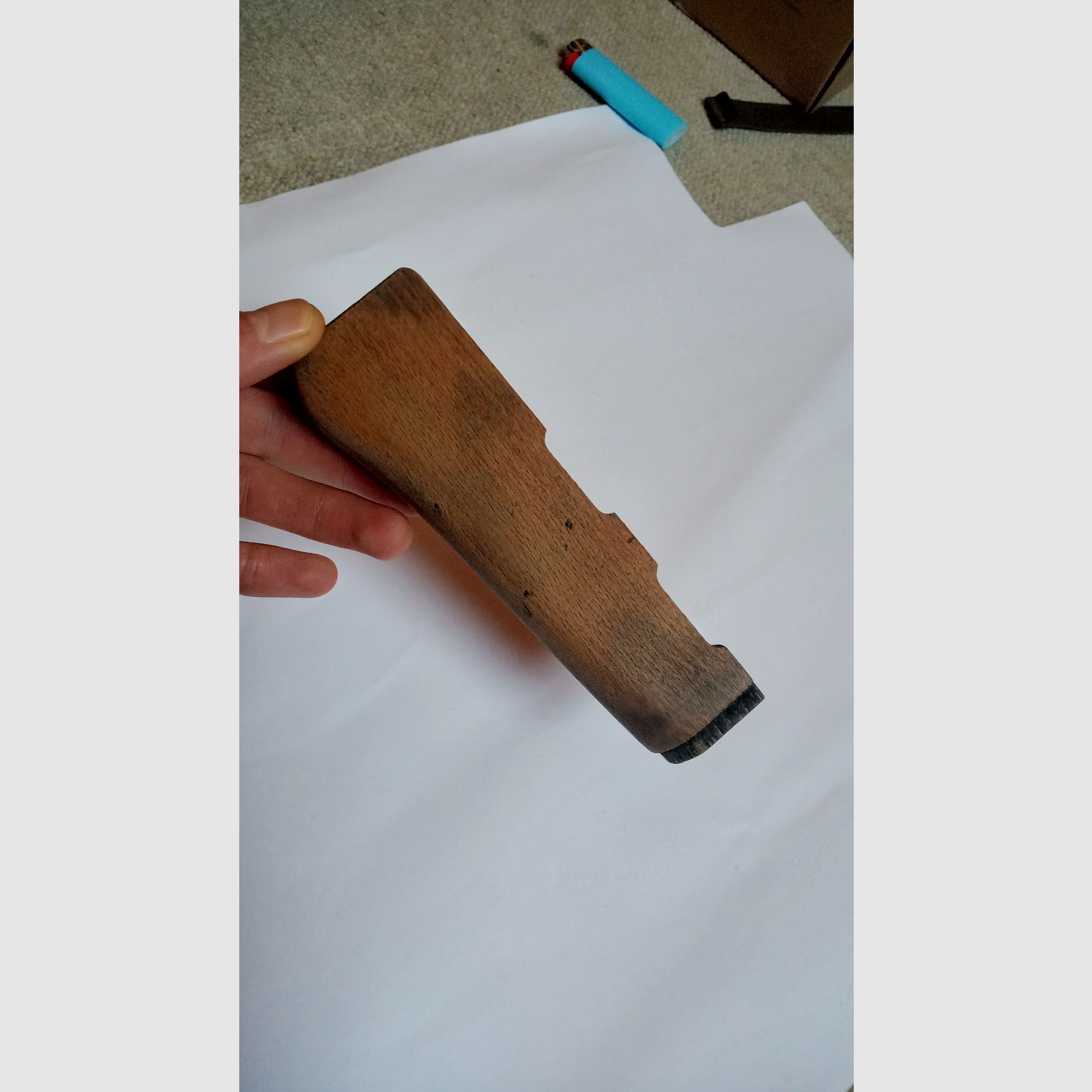 Unterer Handschutz aus Holz einer Mpi-KM  ost-deutsche AKM / AK47