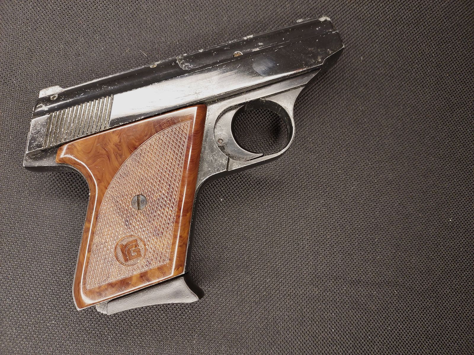 Röhm RG8 (RG 8) Schreckschuss Pistole Kal. 8mm (PTB 154)