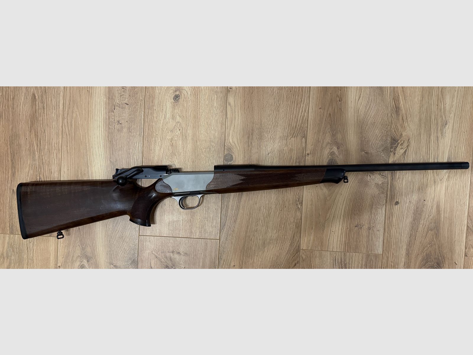 Blaser R8 Standard mit Holzschaft 8x57 IS Mündungsgewinde M15x1