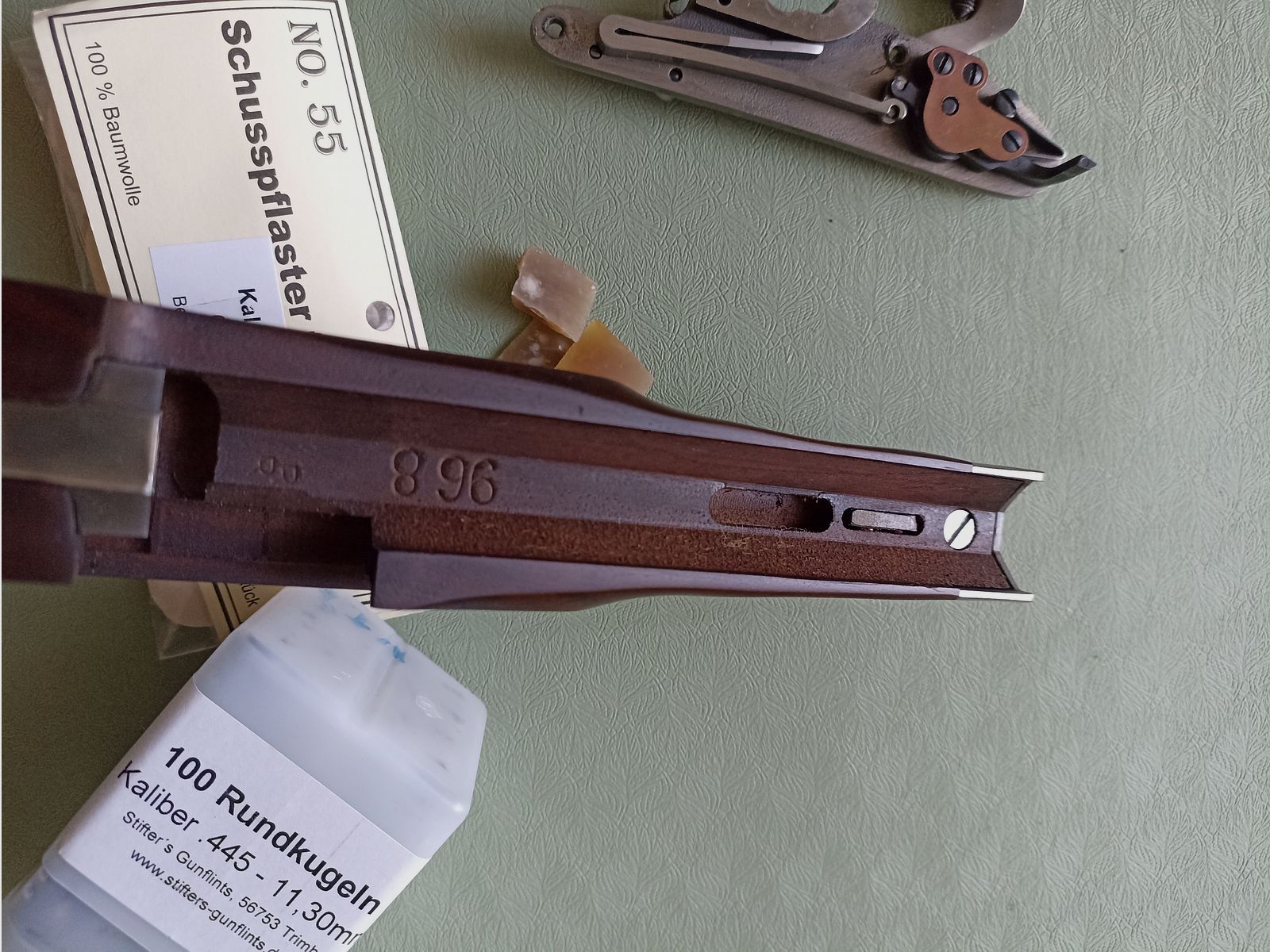 Charles Moore Steinschlosspistole cal .45Pedersoli (with original packaging) muzzleloader black powder